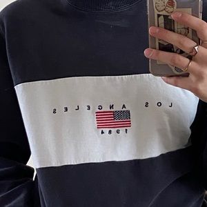 ✰Brandy Melville Loss Angeles Crew Neck ✰